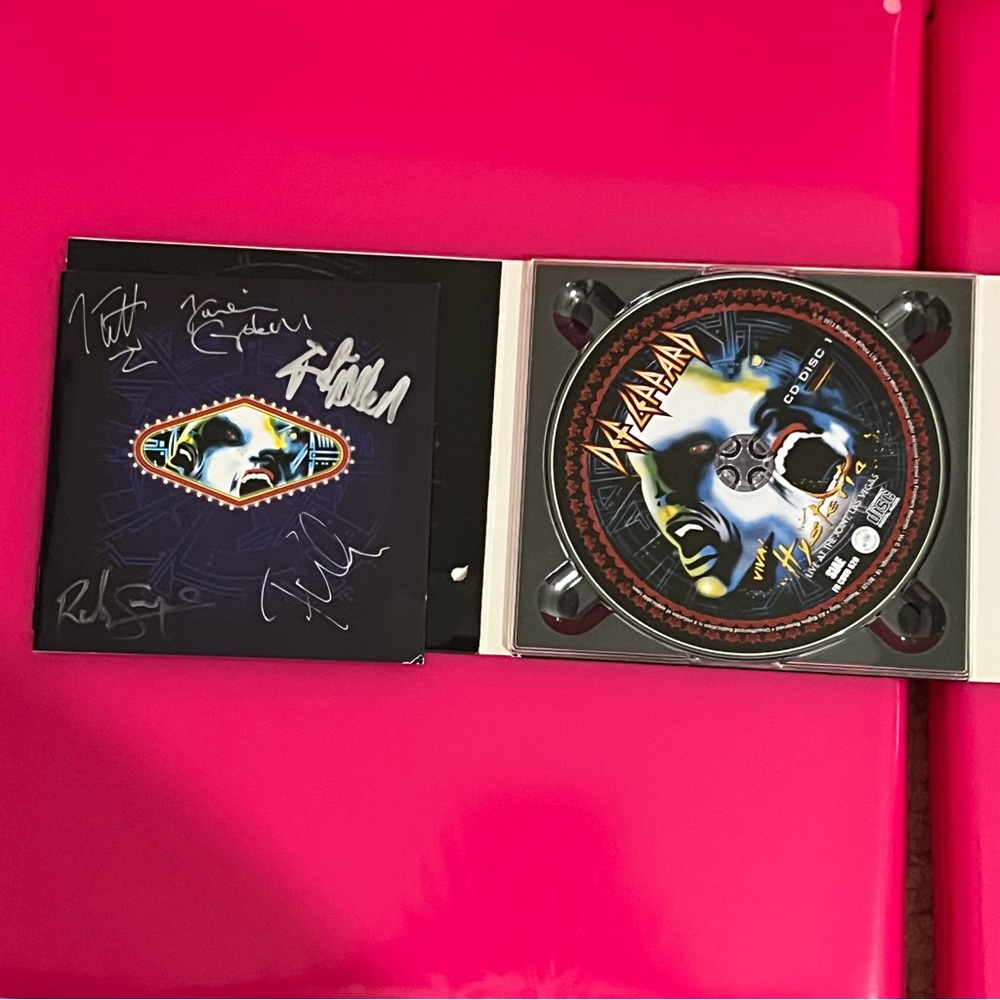 Def Leppard Viva Hysteria Deluxe Edition Autographed - Picture 5 of 6